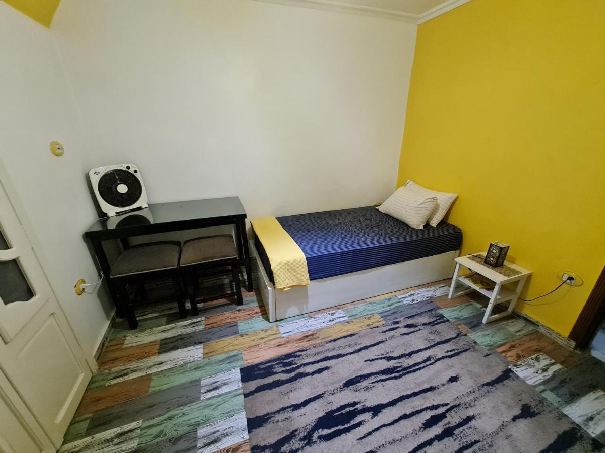 Sunny Modern Apartment With Good Internet, Near From City Center Of Alexandria Exterior photo