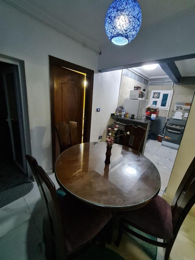 Sunny Modern Apartment With Good Internet, Near From City Center Of Alexandria Exterior photo